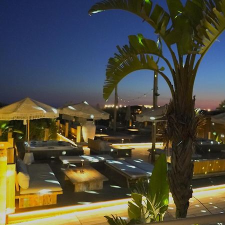 Cumeja Beach Club & Hotel Байя-Доміція Екстер'єр фото