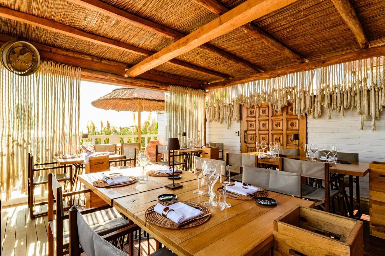 Cumeja Beach Club & Hotel Байя-Доміція Екстер'єр фото
